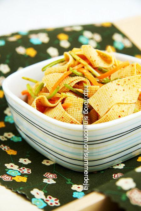 韩式凉拌干豆腐丝的做法(用一种调料汁搞定所有凉拌菜)